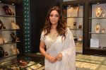 Gauri Khan at Mahesh Notandas store for festive collection launch on 23rd Oct 2015